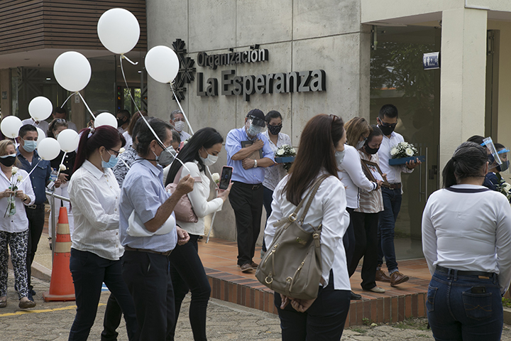 Familiares y amigos acompañaron a la familia Rangel Páez en su último adios.