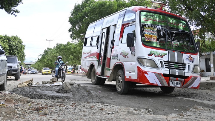 Intercambiador de Atalaya, iniciando Avenida de Las Américas.