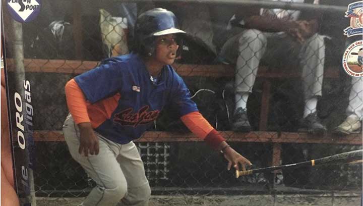 Jesús Javier Mosquera en sus inicios en el béisbol