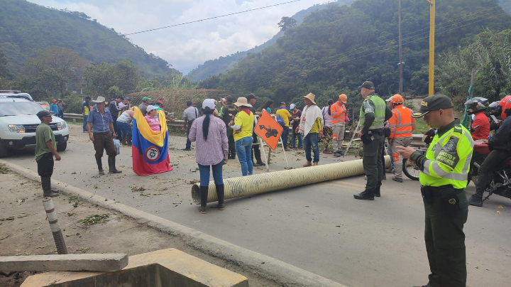 La comunidad y la Gobernación firmaron un acuerdo 