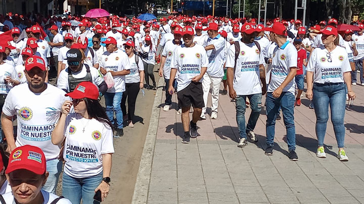 Más de 3.000 personas se agolparon en el parque Santander. Foto: Deicy Sifontes/ La Opinión