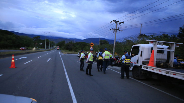 Los conductores de la mancha amarilla señalan que estas alzas los están llevando a la quiebra