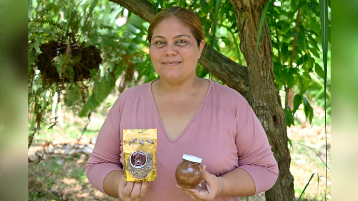 Mujeres de Puerto Lleras transforman el cacao / Foto: Jorge Gutiérrez