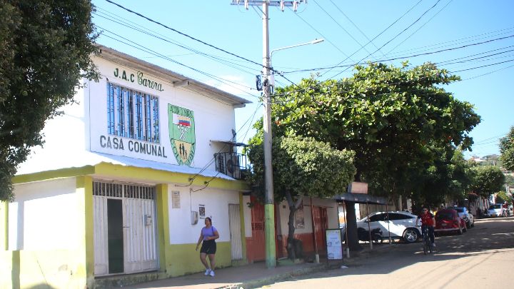 En 2021 la Gobernación de Norte de Santander adecuó el segundo piso del salón comunal. / Foto: Carlos Ramírez.