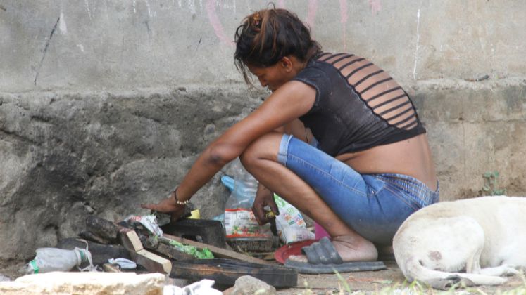 Las quemas de basura son algunas de las quejas de la comunidad