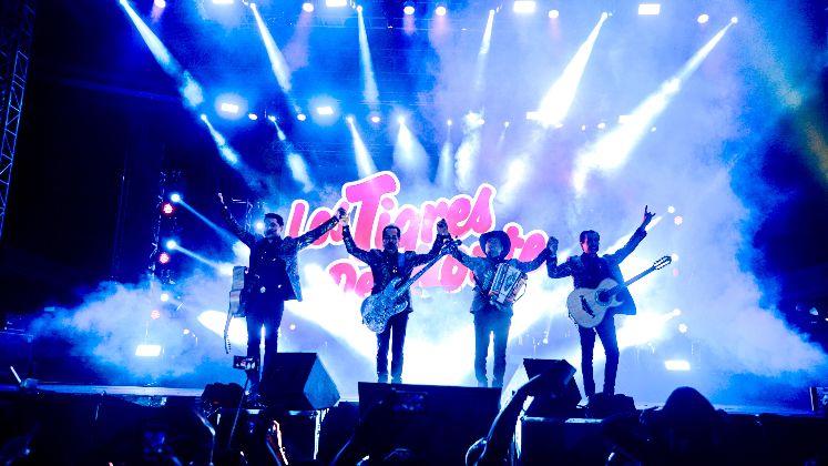 Entre los shows que ha podido fotografiar el tibuyano, están los conciertos de Los Tigres del Norte. 