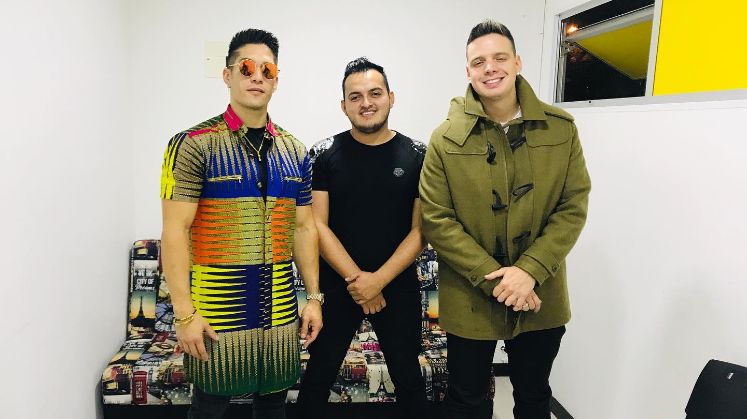 Yeison Santiago también hizo trabajos fotográficos para los venezolanos Marko y Chyno. 