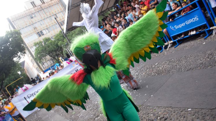 3.000 personas en graderías podrán presenciar los desfiles de la Feria en El Malecón.