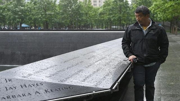Al Kim, un paramédico en el campo de escombros de las Torres Gemelas./Foto: AFP