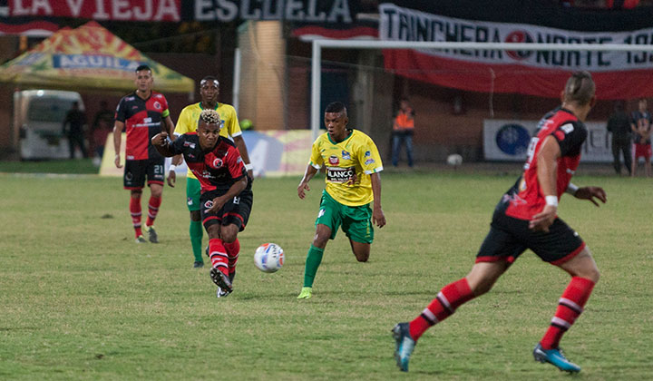 Erick Montaño