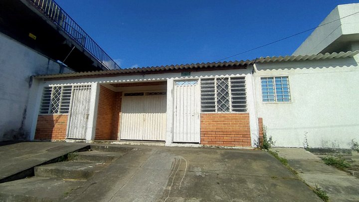 JAC de Valle Esther