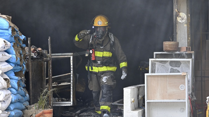 11:30 de la mañana de ayer ocurrió el incendio en Guaimaral.