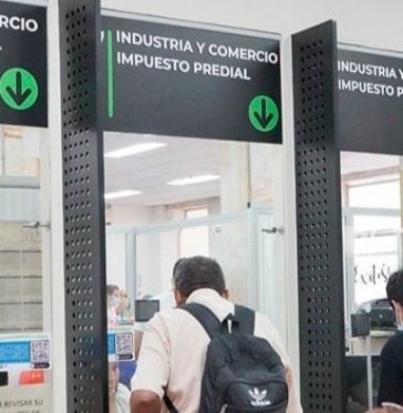 Con el anuncio del descuento del 80 por ciento en los intereses moratorios los contribuyentes están llegando en masa a ponerse a paz y salvo./Foto: archivo