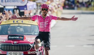 El ciclismo latinoamericano volvió a brillar en el presenta Tour de Francia, esta vez con el ecuatoriano Richard Carapaz (EF).