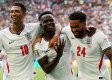 Bukayo Saka (#7) fue el gran protagonista del partido el marcar un triplete en el triunfo de Inglaterra.