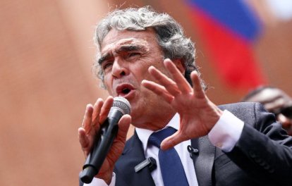 SERGIO FAJARDO 