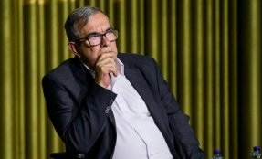 Los citados deberán rendir versión sobre delitos como homicidios, masacres, desapariciones forzadas y violencia sexual.