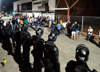 Toque de queda. 