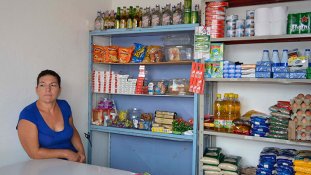 El 60% de las tiendas son administradas por mujeres./ Foto Archivo