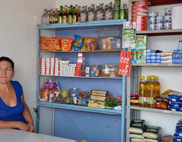 El 60% de las tiendas son administradas por mujeres./ Foto Archivo
