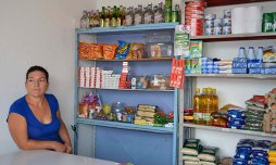 El 60% de las tiendas son administradas por mujeres./ Foto Archivo
