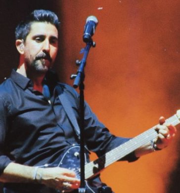 Álex Ubago: Con los años entendí que el amor también empieza por uno mismo.