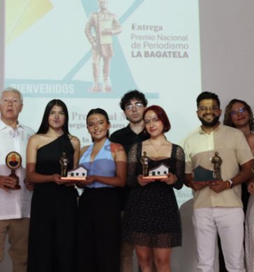 Décima entrega del Premio Nacional de Periodismo La Bagatela en Cúcuta