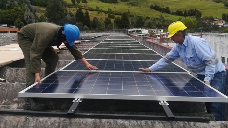 Paneles solares. / Foto Archivo