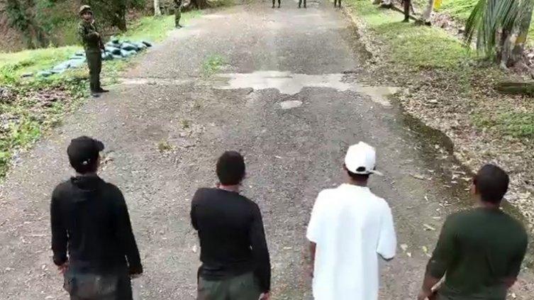 Cuatro integrantes del Frente 33 de las disidencias se entregaron al Ejército en Norte de Santander