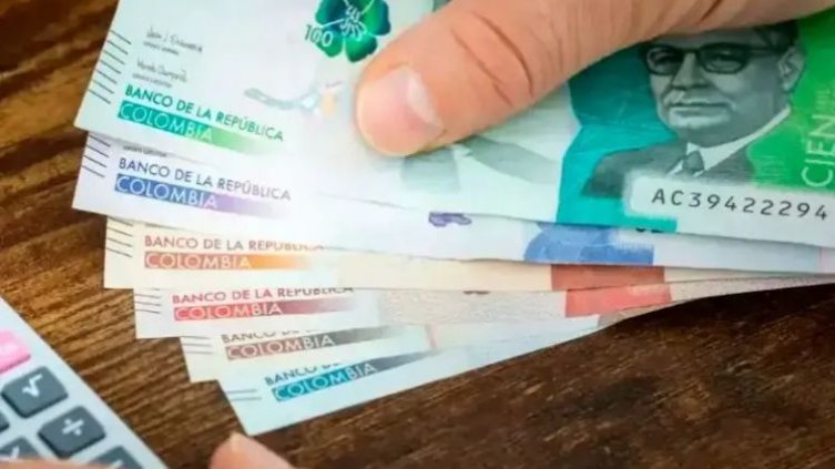 FESTIVO EN COLOMBIA