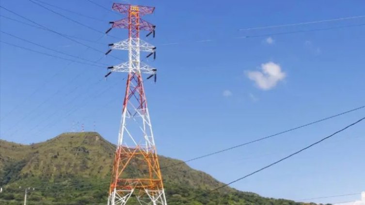 Gobierno cambia reglas de generación y transmisión de energía: terceros podrán ejecutar obras si operadores incumplen