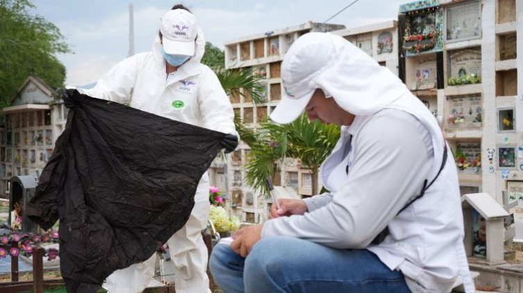 Unidad de Búsqueda de personas dadas por desaparecidas inicia trabajos forenses en el antiguo cementerio de El Zulia./Foto: Cortesía