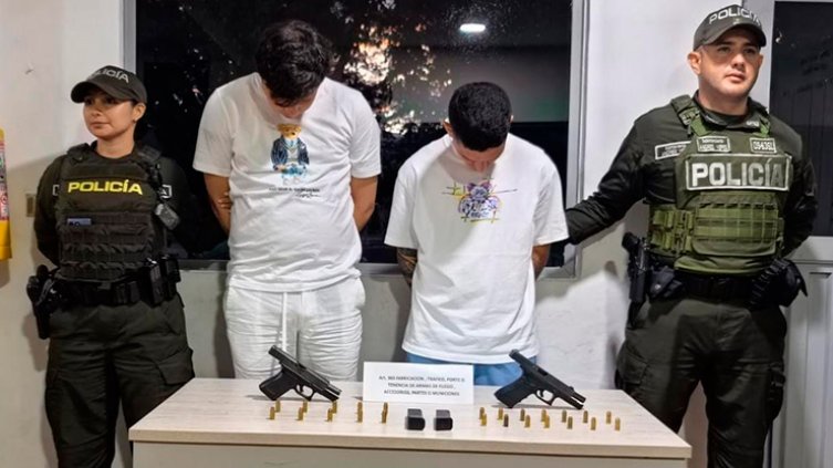 Antonio Aponte y Manuel Ríos fueron enviados a la cárcel por porte ilegal de armas de fuego.