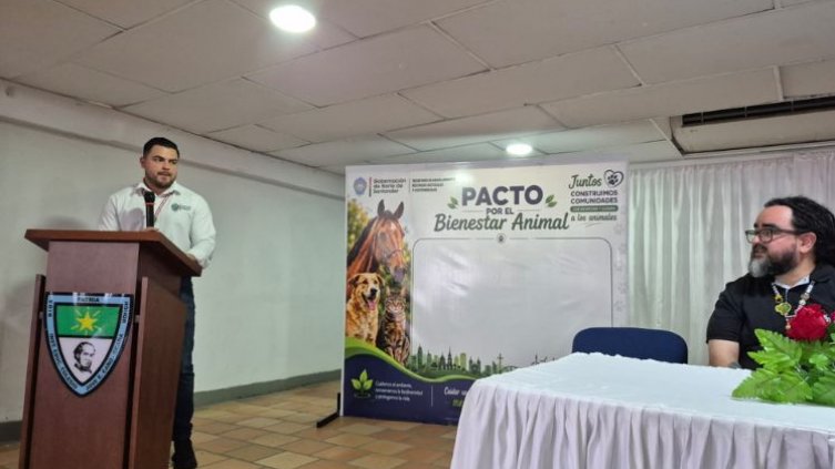 Un pacto por el bienestar animal suscribe en Ocaña.