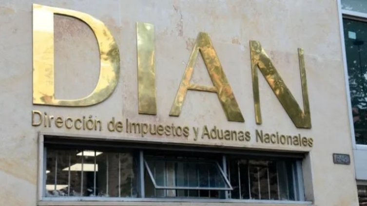 Qué es estar "colgado" con la DIAN