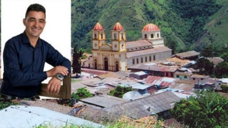 Luis Alfonso Ureña, en 2020 presidente del Concejo de Lourdes, uno de los condenados/Foto Archivo