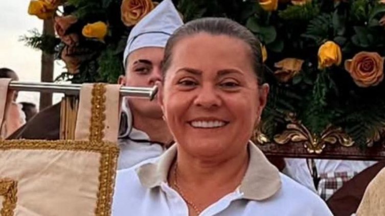 HILDA BAYONA 