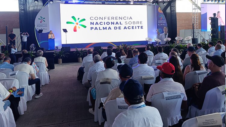 Conferencia Nacional sobre Palma de Aceite. / Foto: Leonardo Favio Oliveros-La Opinión