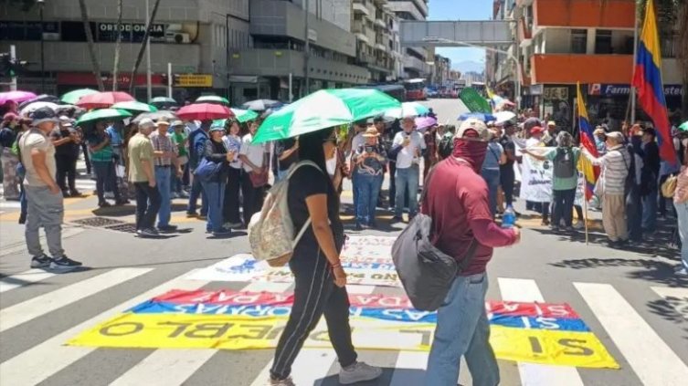 Demandan decreto de Abelardo De La Espriella que regula la protesta social