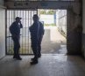 Asesinan a una mujer cuando visitaba a un recluso en la cárcel La Modelo de Bogotá; autoridades investigan el caso
