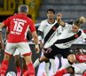 Independiente Santa Fe superar otra ronda en la Copa.