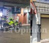 La víctima fue atacada dentro de su lugar de trabajo, la noche del pasado miércoles. / Foto: La Opinión