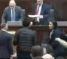 Polémica en la Cámara: congresista del Pacto Histórico tiró de la chaqueta a Daniel Briceño