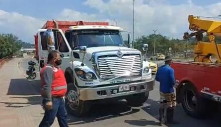 Los trabajadores se desplazaban por la autopista de Atalaya. / Foto: Tomada de Facebook