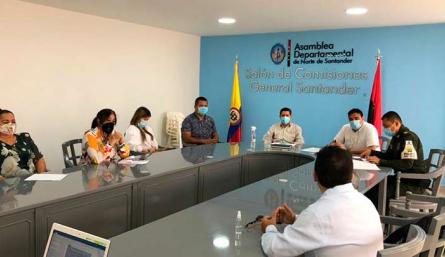 Autoridades analizaron lo que está pasando con el sacrificio de ganado. Foto Cortesía