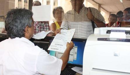  contratistas esperan desde noviembre que les paguen sus sueldos.