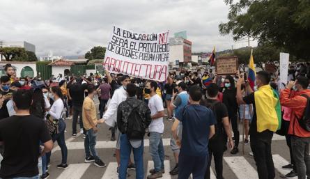 Plantón estudiantil.