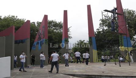 Jornada de pintura en el Teatro Las Cascadas.