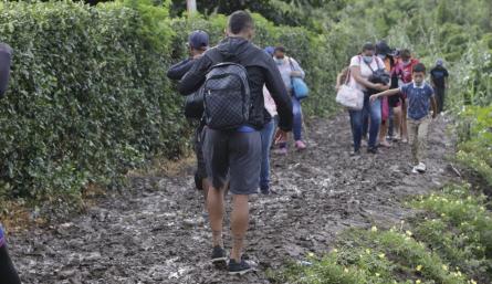 Lo migrantes venezolanos se ven obligados a ingresar a Colombia por las trochas./Foto Alfredo Estévez