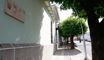 Esquina de la calle 16, antigua calle Zea, donde funciona el diario La Opinión, con avenida 4, antigua carrera Venezuela. / Foto Juan Pablo Cohen to Juan Pablo Cohen